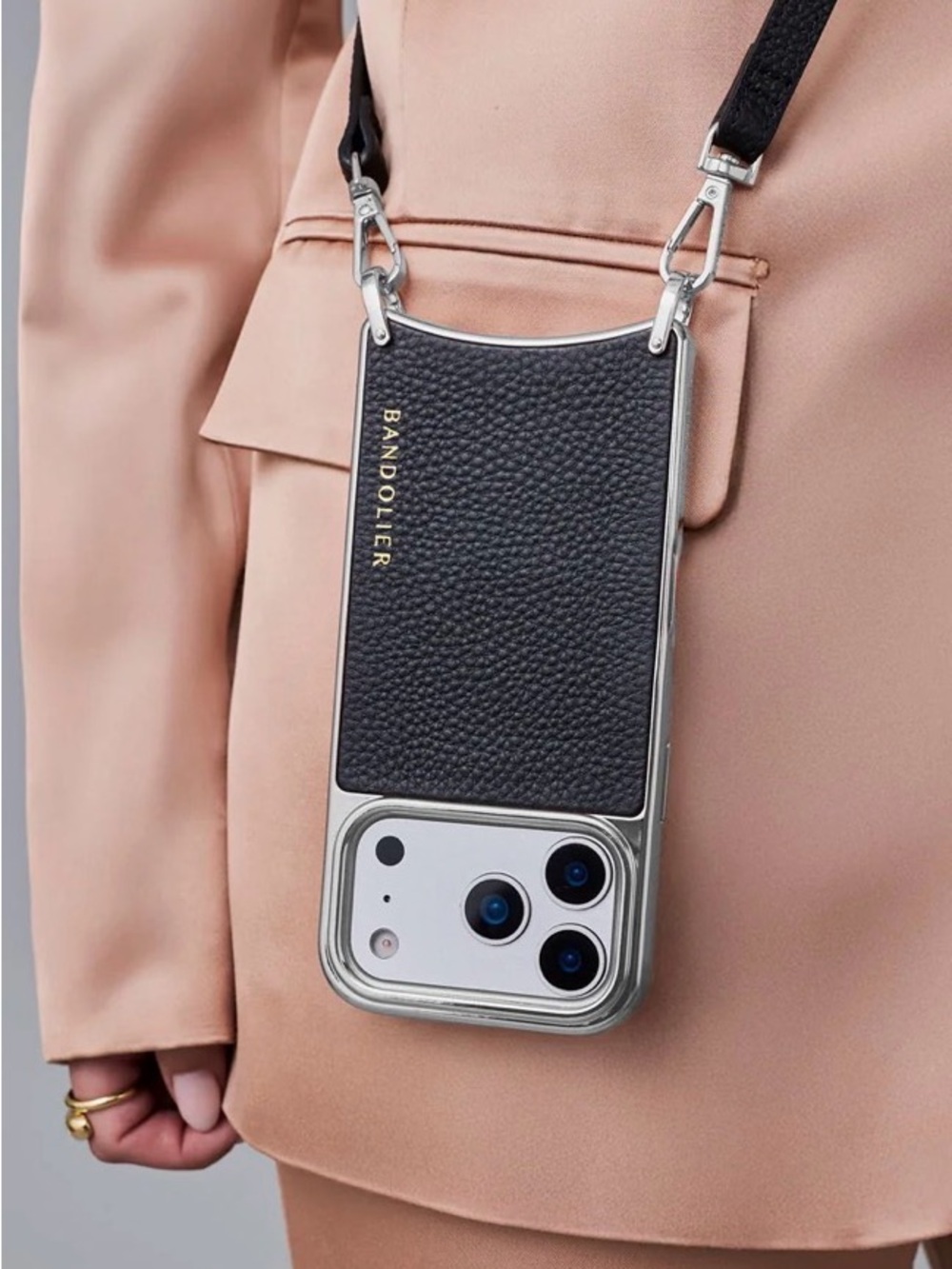 Bandolier Reyna Crossbody i Phone 15 Case with Strap - Pebble Black - Picture 2 of 8